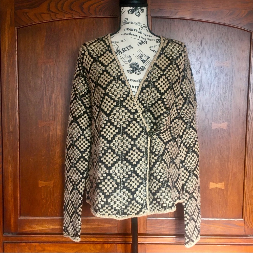 ❤️LUCKY BRAND WRAP SWEATER NWOT❤️